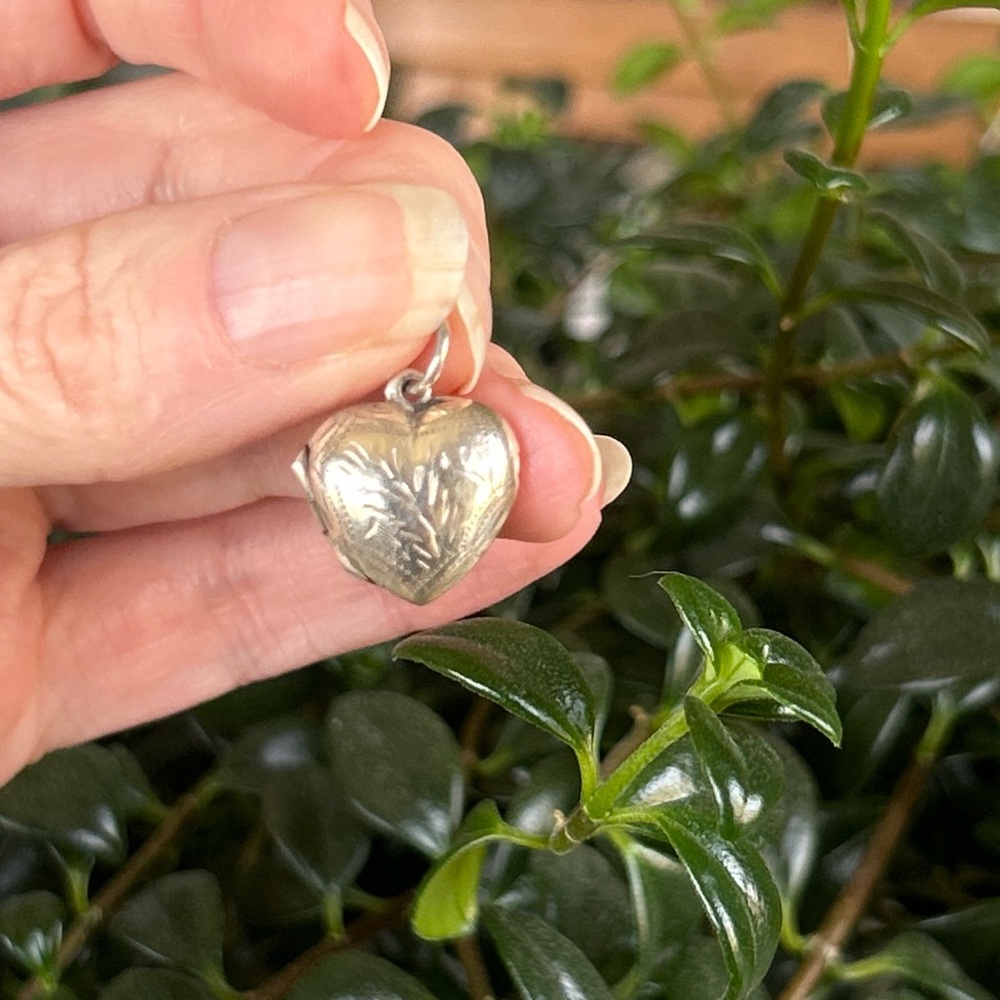 Vintage Sterling Silver Heart Locket Pendant
